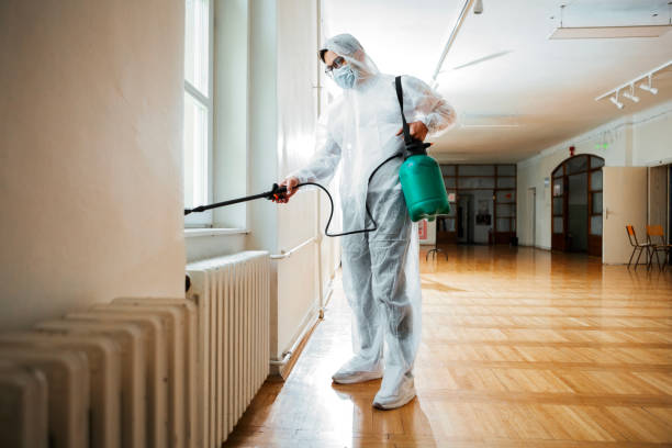 Best Cockroach Control Services  in Oskaloosa, KS